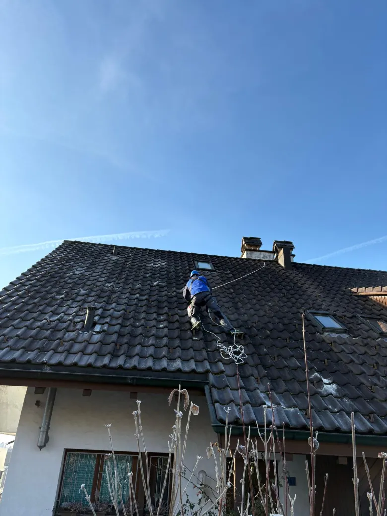 Rainer Wenzel bei der Arbeit, Bild 8
